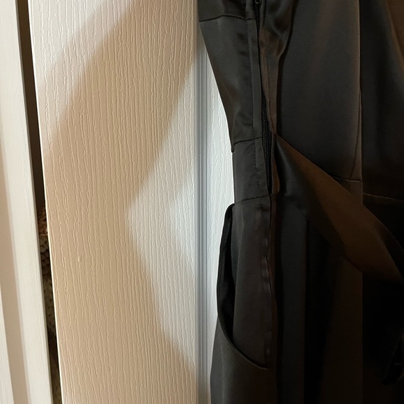 Satin black mini dress size 8 - Picture 4 of 4